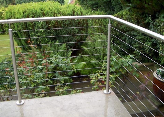 China Corrosion Resistance Stainless Steel Balcony Railing With Different Polishing Processes supplier
