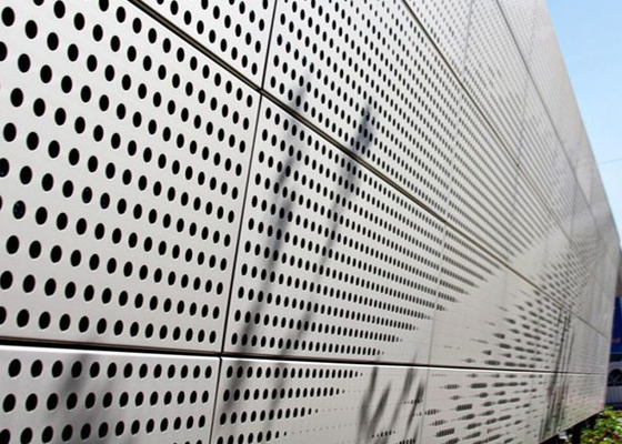 China High Heat Transfer Decorative Perforated Sheet Metal Panels Corrosion Resistance supplier